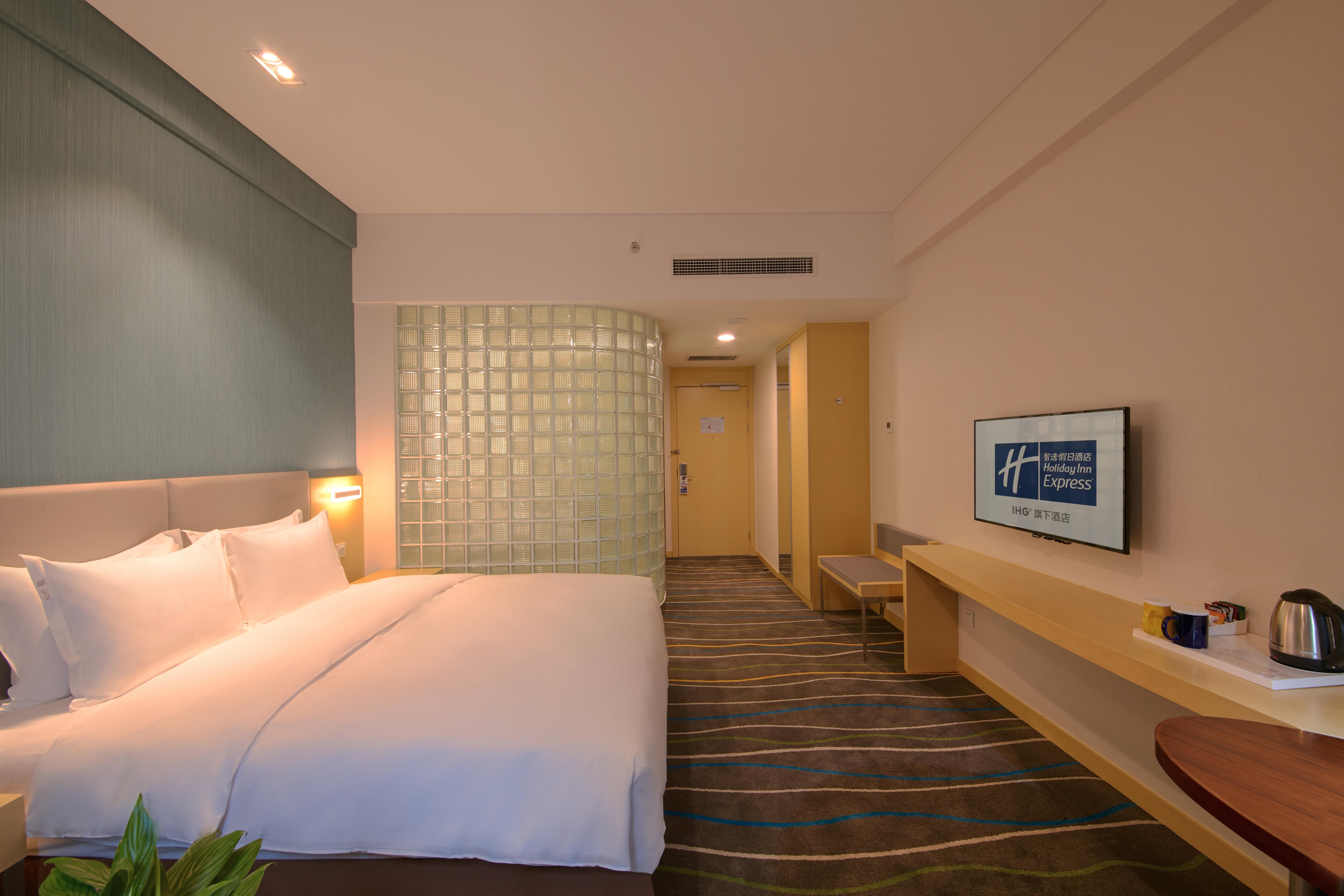 Holiday Inn Express Luoyang Yichuan By Ihg Exterior foto